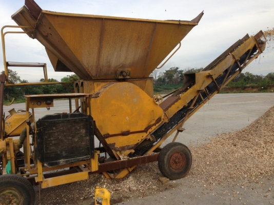 ขายด่วนคับ เครื่องโม่มัน ใหญ่จาน 102 คับ