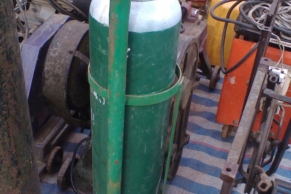 ถังออกซิเจนพร้อมล้อเข็นสภาพสวยๆครับพร้อมใช้ครับพร้อมรถเข็นครับราคานี้คุ้มมากครับ