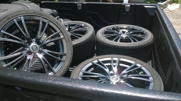 ขายล้อพร้อมยางขอบ15 ปี 11 เดิมๆครับพึ่งถอดออกhonda jassจากรถครับยางดีมากรถวิ่งแค่26000โลเองขาย 2900ครับ 0871691151 ขายล้อพร้อมยางขอบ15 ปี 11 เดิมๆครับพึ่งถอดออกhonda jassจากรถครับยางดีมากรถวิ่งแค่26000โลเองขาย 2900ครับ 0871691151