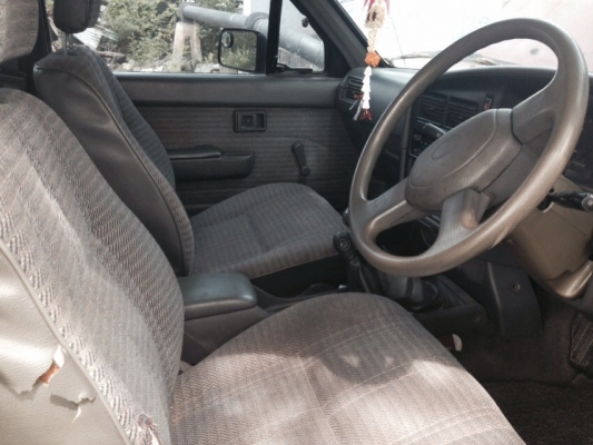 ขายด่วน...โตโยต้า LN111 (ตัวนอก)