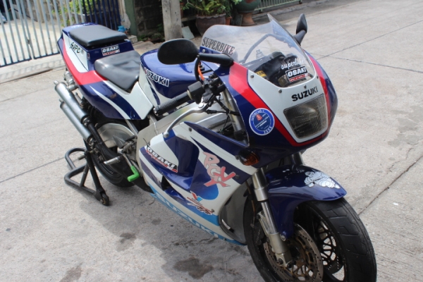ขาย RGV 250 สองจังหวะ ทะเบียนแท้พร้อมโอนที่ขนส่ง ราคาถูก ขาย RGV 250 สองจังหวะ ทะเบียนแท้พร้อมโอนที่ขนส่ง ราคาถูก