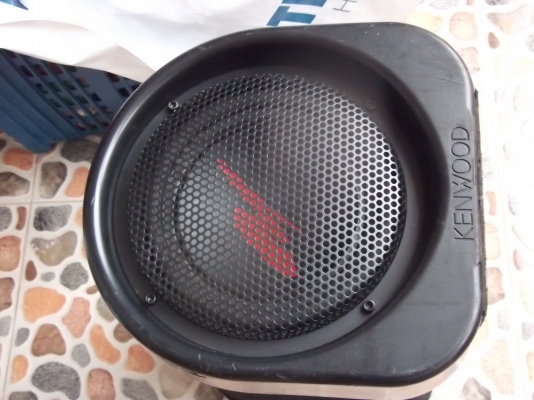 SubBox kenwood ksc-sw 800 ทรงบาซูก้าดอกซับขนาด 8นิ้ว