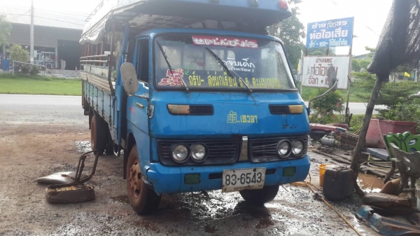 รถหกล้อ isuzu 100 แรง ฝาดำ เครื่องดี คันชีสวย รถหกล้อ isuzu 100 แรง ฝาดำ เครื่องดี คันชีสวย