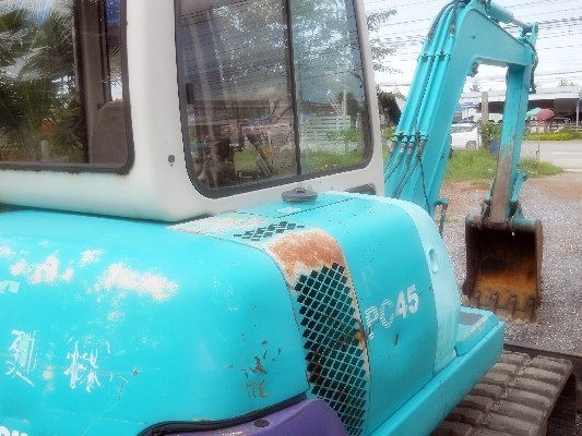 รถแบคโฮเก่านอก pc 45-7 สนใจโทร 092-3309229 อี๊ด สองห้อง