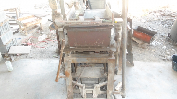 อณุญาติขายเครื่องปั้นอิฐบลอ็กพร้อมใช้ราคาย่อมเยา