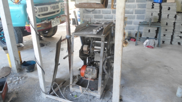 อณุญาติขายเครื่องปั้นอิฐบลอ็กพร้อมใช้ราคาย่อมเยา