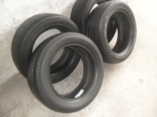 ยาง YOKOHAMA 205/55R16 ปี11 สวยๆ 4 เส้น ราคา 2000 บาท