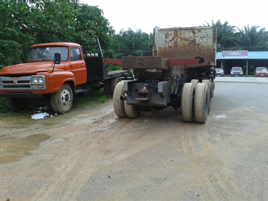 10ล้อ2เพลา270แรงยูโร1.FXZ23NZPF.หัว-คัสซีและมีกระบะดั้มให้1ลูก รถห้างแท้ หัวเดิมบาง คัสซีสวย...ปี*43