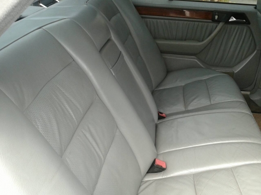 BENZ(W124)280 อี....เครื่อง2JZ...vvti ปี93  สภาพสวยพร้อมใช้งาน.....ชุดแต่งรอบ AMGรอบคัน ล้อแม๊กซ์17" น้ำมัน+แก๊สหัวฉีดLPG  ขาย280,000 บาท  (ทำไปเป็นแสน)