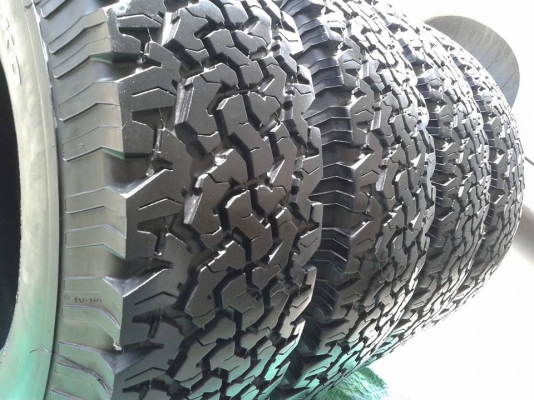 มาอีกแล้วครับ BF GOODRICH T/A SUPER BLACK 265/75/16 ปี 13 21500 บาท มาอีกแล้วครับ BF GOODRICH T/A SUPER BLACK 265/75/16 ปี 13 21500 บาท