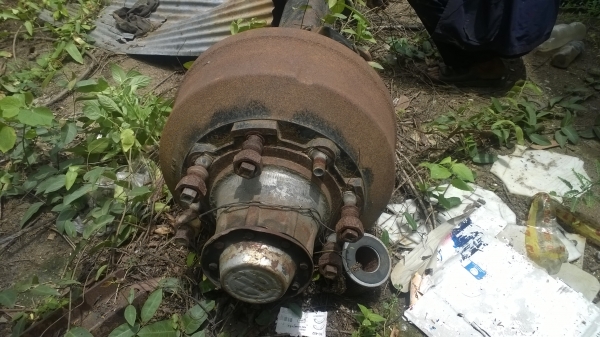 เพลาเหลี่ยม6นิ้ว (มี2ชุด)ของยอช์ค ลูกปืนใหญ่ ซื้อมาจะใส่ ขายรถไปเลยขายต่อ... เพลาเหลี่ยม6นิ้ว (มี2ชุด)ของยอช์ค ลูกปืนใหญ่ ซื้อมาจะใส่ ขายรถไปเลยขายต่อ...