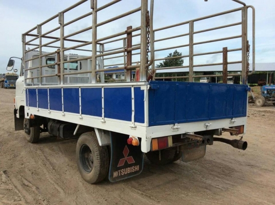 รถหกล้อ HINO KM504 รถหกล้อ HINO KM504