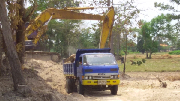 ขายด่วนรถดั้ม isuzu ks 110