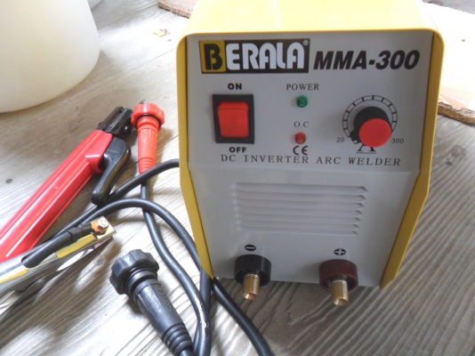 ตู้เชื่อมอินวอล์เตอร์ 300Am