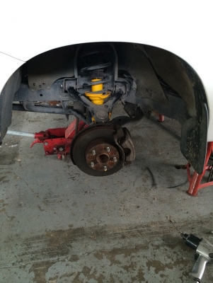 โช๊คอัพ รถตู้ Toyota by Shock Profender โช๊คอัพ รถตู้ Toyota by Shock Profender