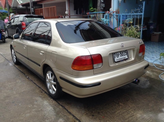 ขายครับ HONDA CIVIC ตาโต 1.6 VTEC ออโต้ ปี 96 ตัวท็อป แก๊ส+น้ำมัน ใช้ได้ 2ระบบ อย่างสมบูรณ์ สีสวยมากเงาทุกจุด บางๆ ไม่มีชนหนัก เก็บบ้างเล็กน้อย แม็ก+ยางใหม่ ใช้อีกนาน ดิสเบรค 4 ล้อ ฟิลม์ ดำติดใหม่ น้ำมันเครื่องเพิ่งถ่าย เครื่องแห้งๆนิ่งๆ เกียรแห้ง ใช้ ขายครับ HONDA CIVIC ตาโต 1.6 VTEC ออโต้ ปี 96 ตัวท็อป แก๊ส+น้ำมัน ใช้ได้ 2ระบบ อย่างสมบูรณ์ สีสวยมากเงาทุกจุด บางๆ ไม่มีชนหนัก เก็บบ้างเล็กน้อย แม็ก+ยางใหม่ ใช้อีกนาน ดิสเบรค 4 ล้อ ฟิลม์ ดำติดใหม่ น้ำมันเครื่องเพิ่งถ่าย เครื่องแห้งๆนิ่งๆ เกียรแห้ง ใช้