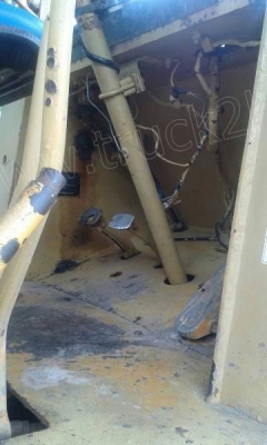 รถตักล้อยาง 510 PAYLOADER มีทั้งหมด 2 คัน คันละ 950,000 บาท รถตักล้อยาง 510 PAYLOADER มีทั้งหมด 2 คัน คันละ 950,000 บาท