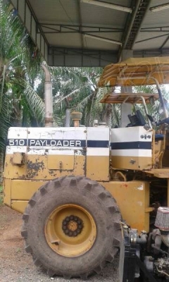 รถตักล้อยาง 510 PAYLOADER มีทั้งหมด 2 คัน คันละ 950,000 บาท รถตักล้อยาง 510 PAYLOADER มีทั้งหมด 2 คัน คันละ 950,000 บาท