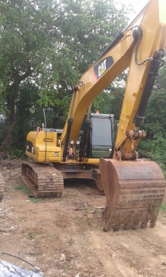 ขายแบคโฮ 3 ตัว แบบเหมา