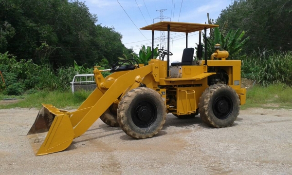 ขายรถตักยี่ห้อ TCM รุ่น STD 30 เจ้าของขายเอง ต่อรองได้