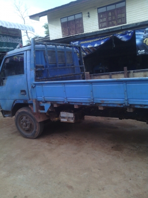 รถบรรทุก6ล้อราคาถูก