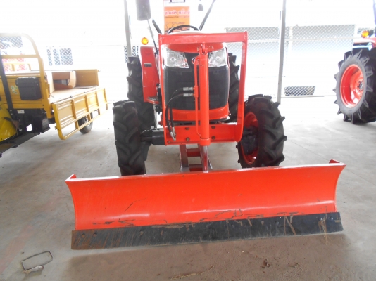 Kubota Max L4708+FD185F