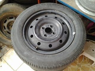 ล้อ 18*7.5  /  4-5*114 โทรเบอร์ อุ๋ย 084 2189727 ล้อ 18 ขาย 5900 บาท