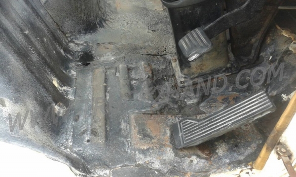 ขายยกชุด 2 คัน รถบรรทุก 6 ล้อ HINO KM777และรถบรรทุก 6 ล้อ HINO FB113