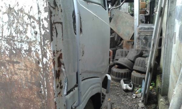 ขายยกชุด 2 คัน รถบรรทุก 6 ล้อ HINO KM777และรถบรรทุก 6 ล้อ HINO FB113