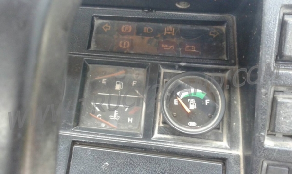 ขายยกชุด 2 คัน รถบรรทุก 6 ล้อ HINO KM777และรถบรรทุก 6 ล้อ HINO FB113