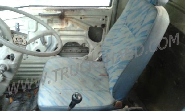 ขายยกชุด 2 คัน รถบรรทุก 6 ล้อ HINO KM777และรถบรรทุก 6 ล้อ HINO FB113