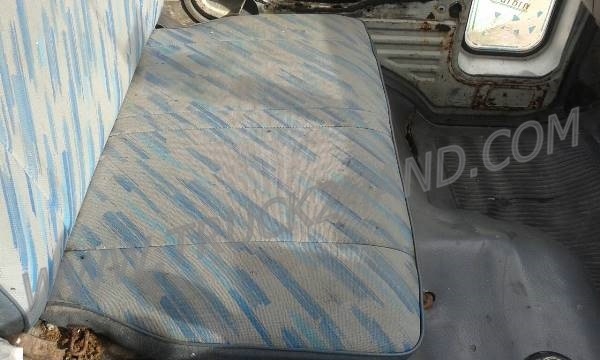 ขายยกชุด 2 คัน รถบรรทุก 6 ล้อ HINO KM777และรถบรรทุก 6 ล้อ HINO FB113