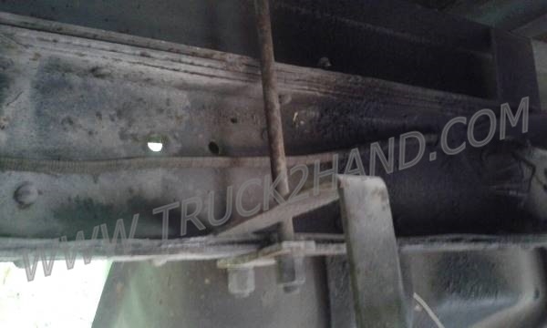 ขายยกชุด 2 คัน รถบรรทุก 6 ล้อ HINO KM777และรถบรรทุก 6 ล้อ HINO FB113