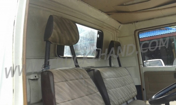 ขายยกชุด 2 คัน รถบรรทุก 6 ล้อ HINO KM777และรถบรรทุก 6 ล้อ HINO FB113