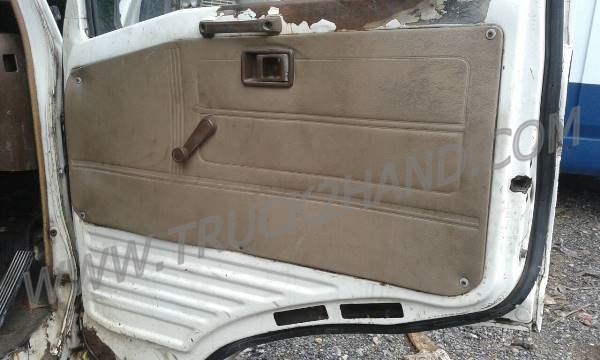 ขายยกชุด 2 คัน รถบรรทุก 6 ล้อ HINO KM777และรถบรรทุก 6 ล้อ HINO FB113