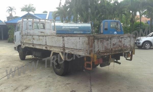 ขายยกชุด 2 คัน รถบรรทุก 6 ล้อ HINO KM777และรถบรรทุก 6 ล้อ HINO FB113