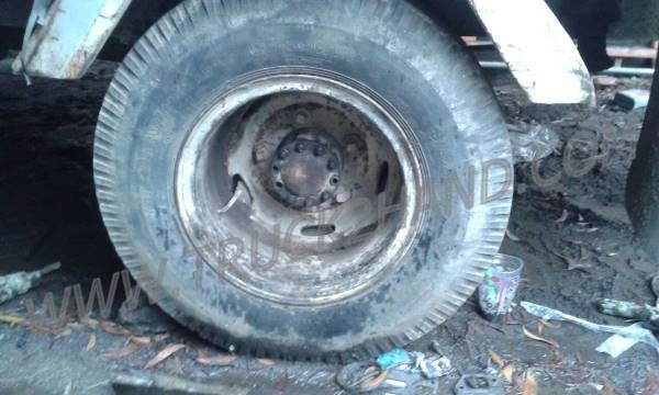 ขายยกชุด 2 คัน รถบรรทุก 6 ล้อ HINO KM777และรถบรรทุก 6 ล้อ HINO FB113