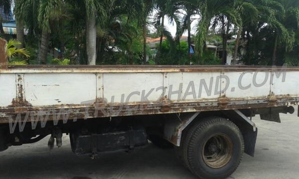 ขายยกชุด 2 คัน รถบรรทุก 6 ล้อ HINO KM777และรถบรรทุก 6 ล้อ HINO FB113