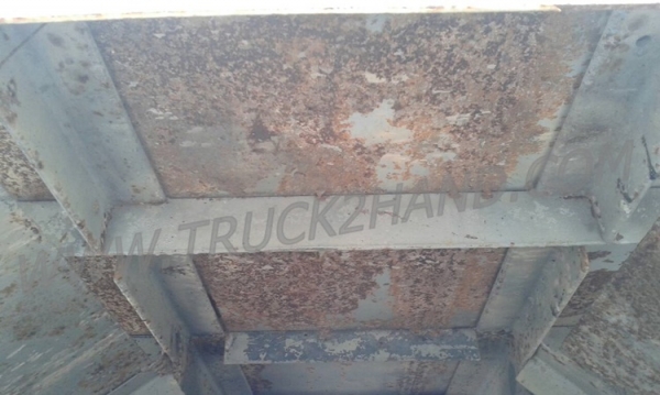 ขายยกชุด 2 คัน รถบรรทุก 6 ล้อ HINO KM777และรถบรรทุก 6 ล้อ HINO FB113