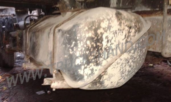 ขายยกชุด 2 คัน รถบรรทุก 6 ล้อ HINO KM777และรถบรรทุก 6 ล้อ HINO FB113