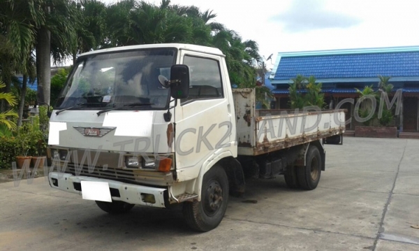 ขายยกชุด 2 คัน รถบรรทุก 6 ล้อ HINO KM777และรถบรรทุก 6 ล้อ HINO FB113