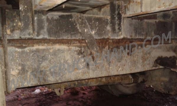 ขายยกชุด 2 คัน รถบรรทุก 6 ล้อ HINO KM777และรถบรรทุก 6 ล้อ HINO FB113