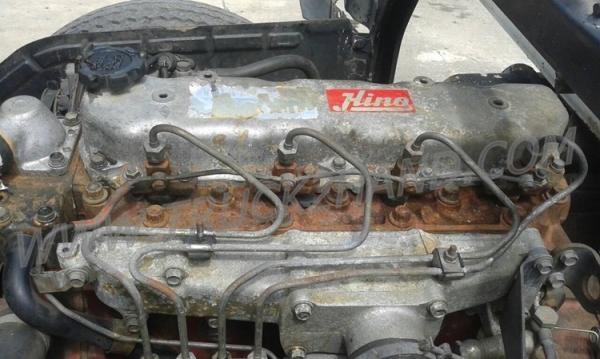 ขายยกชุด 2 คัน รถบรรทุก 6 ล้อ HINO KM777และรถบรรทุก 6 ล้อ HINO FB113