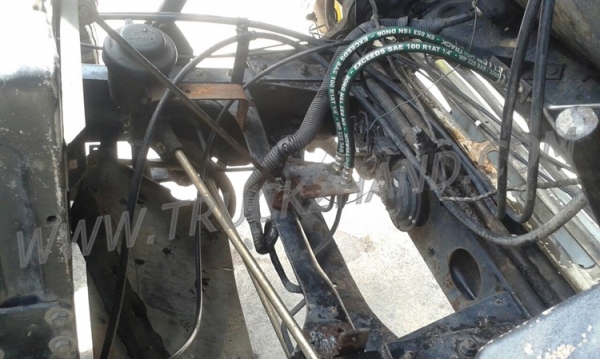 ขายยกชุด 2 คัน รถบรรทุก 6 ล้อ HINO KM777และรถบรรทุก 6 ล้อ HINO FB113