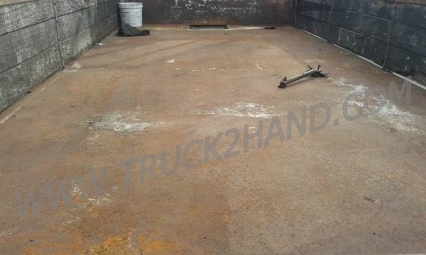 ขายยกชุด 2 คัน รถบรรทุก 6 ล้อ HINO KM777และรถบรรทุก 6 ล้อ HINO FB113