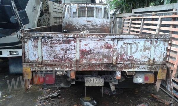 ขายยกชุด 2 คัน รถบรรทุก 6 ล้อ HINO KM777และรถบรรทุก 6 ล้อ HINO FB113