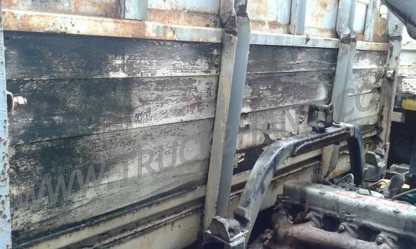 ขายยกชุด 2 คัน รถบรรทุก 6 ล้อ HINO KM777และรถบรรทุก 6 ล้อ HINO FB113