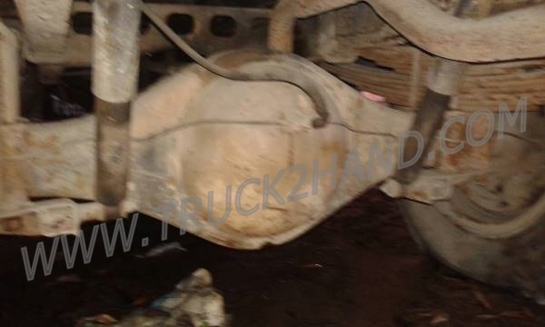 ขายยกชุด 2 คัน รถบรรทุก 6 ล้อ HINO KM777และรถบรรทุก 6 ล้อ HINO FB113