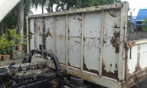 ขายยกชุด 2 คัน รถบรรทุก 6 ล้อ HINO KM777และรถบรรทุก 6 ล้อ HINO FB113