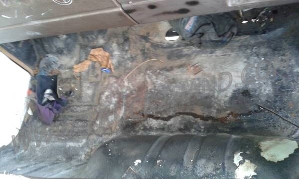 ขายยกชุด 2 คัน รถบรรทุก 6 ล้อ HINO KM777และรถบรรทุก 6 ล้อ HINO FB113